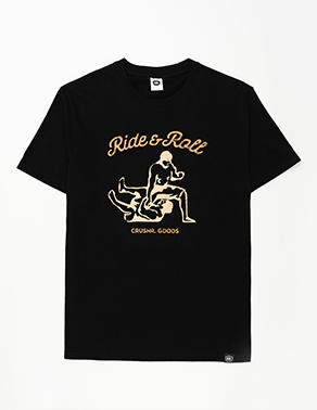 KNEE ON BELLY T-SHIRTS - BLACK